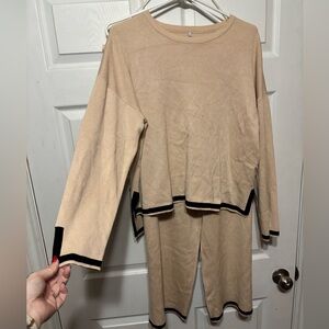 Amazon lounge set- never worn